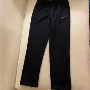 Nike boys dry fit sweatpants